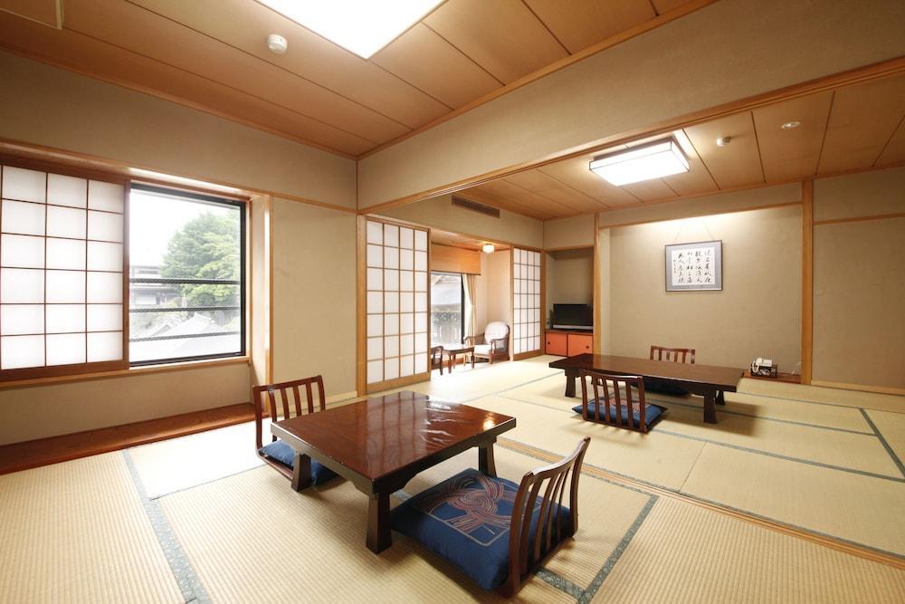 Ryokan Wakamatsu Honten Narita Exterior photo